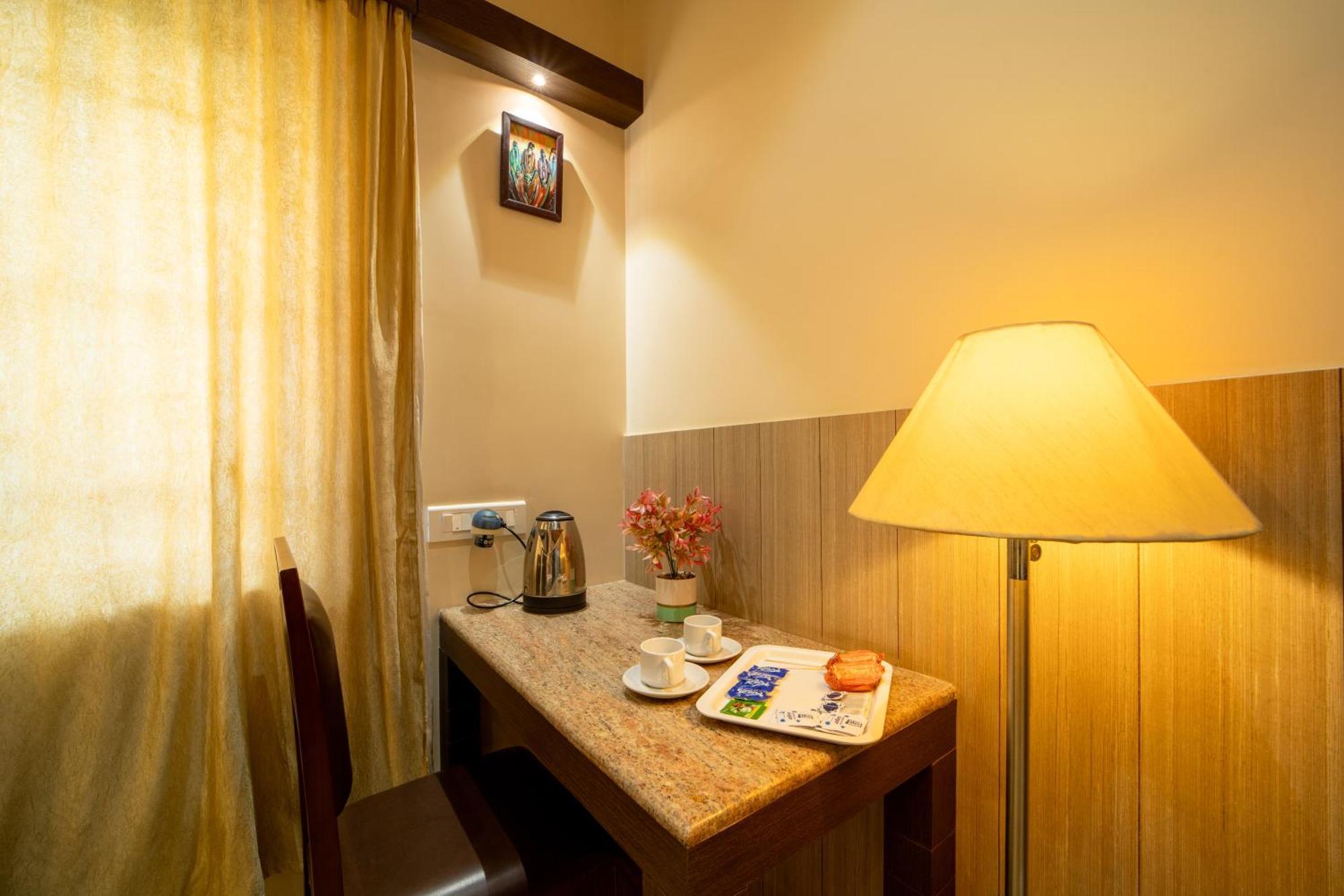 Hotel Yagappa Residency à Thanjavur Extérieur photo
