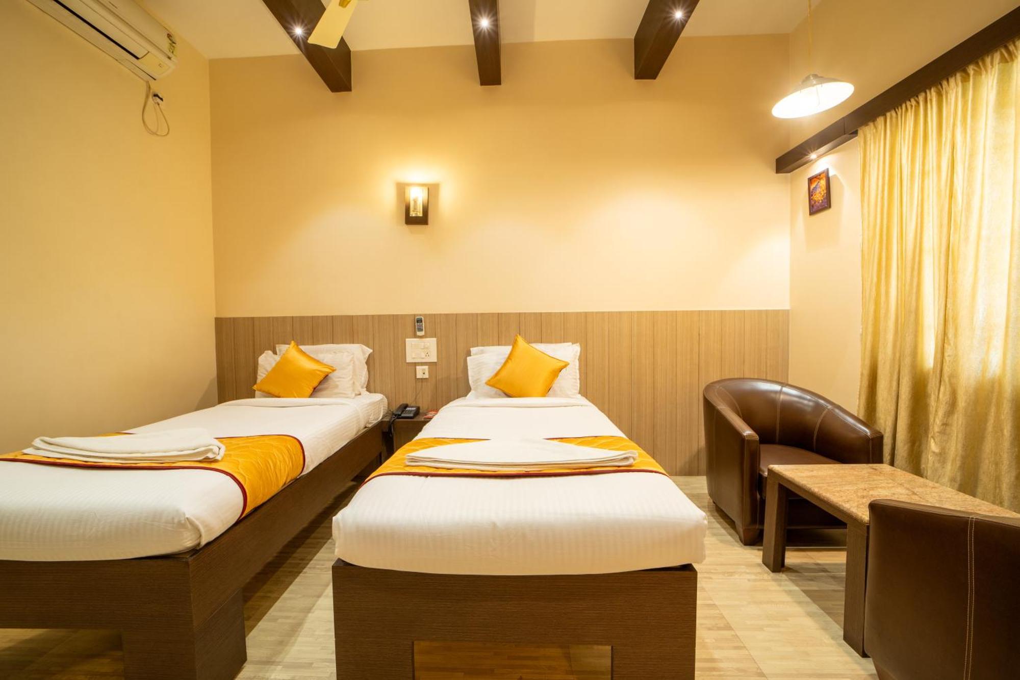 Hotel Yagappa Residency à Thanjavur Extérieur photo