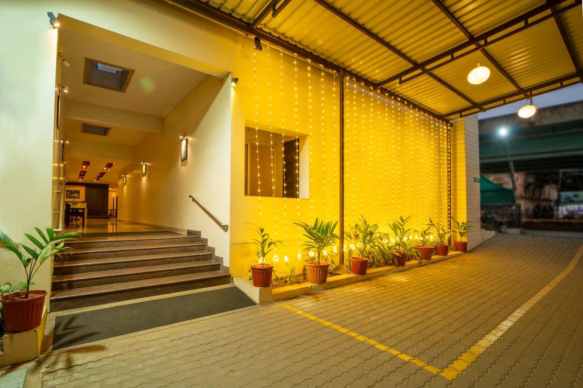 Hotel Yagappa Residency à Thanjavur Extérieur photo