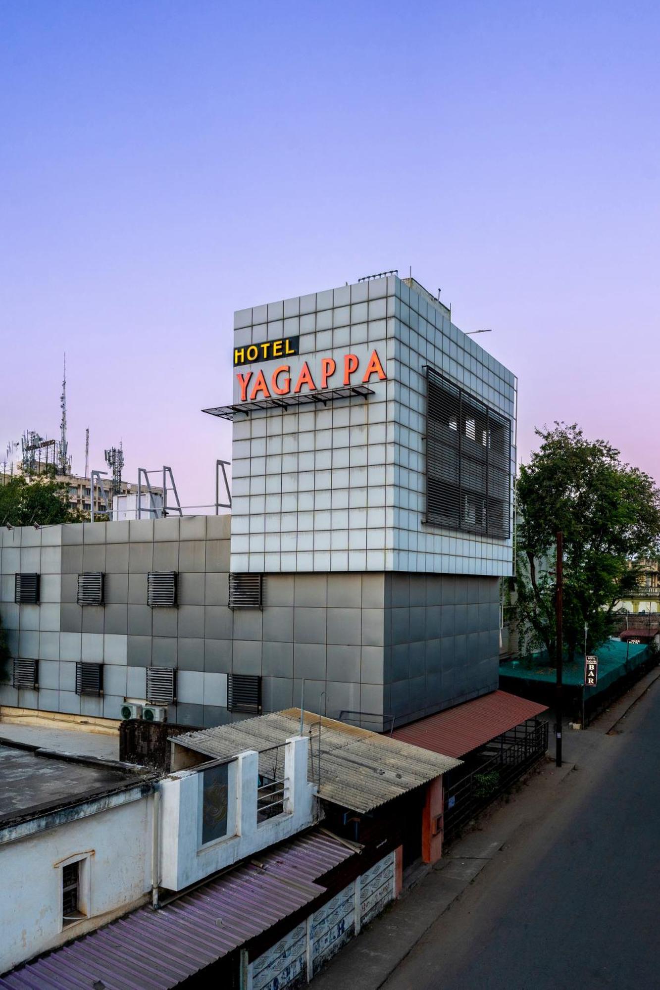 Hotel Yagappa Residency à Thanjavur Extérieur photo